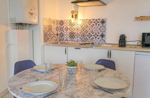 Zola - Pressense Apartamento | Cosy et Calme avec parking