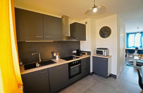 Craponne Apartamento | Cosy et urbain en Plein centre ville