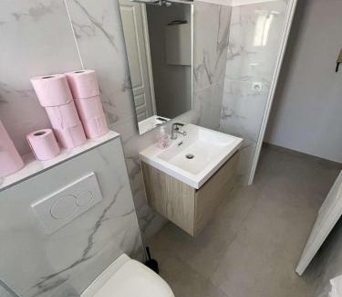 La Californie Apartamento | Cosy flat 250m from beach