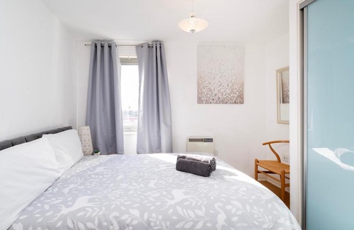 East Acton Apartamento | Cosy Flat right opp tube station