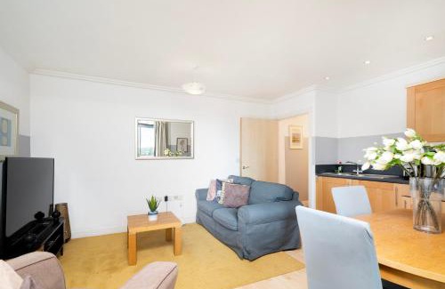 East Acton Apartamento | Cosy Flat right opp tube station