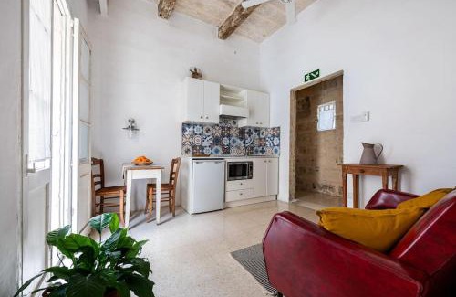 Floriana Casa | Cosy Hideaway