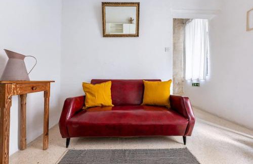Floriana Casa | Cosy Hideaway
