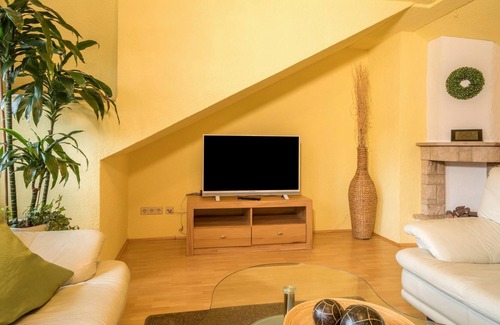Heiligenberg Apartamento | Cosy Holiday Apartment with Balcony, Wi-Fi, Heating and one Parking Space available