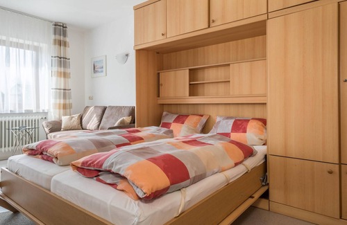 Bodolz Apartamento | Cosy holiday apartment Höscheler Klein with terrace and Wi-Fi; parking available