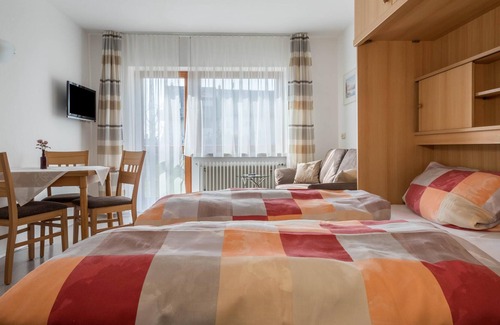 Bodolz Apartamento | Cosy holiday apartment Höscheler Klein with terrace and Wi-Fi; parking available