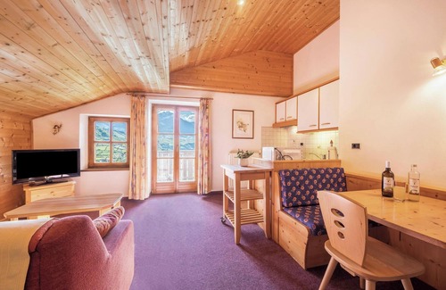 Lagundo Apartamento | Acogedor apartamento vacacional Kornus con vistas a la montaña