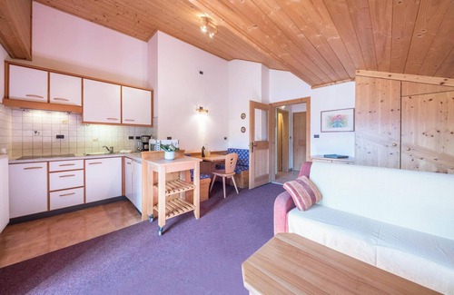 Lagundo Apartamento | Acogedor apartamento vacacional Kornus con vistas a la montaña
