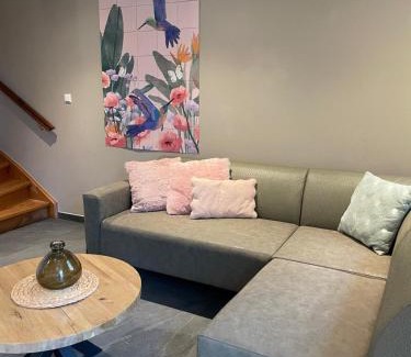 Colmont Casa | Cosy Holliday Home for 3 persons