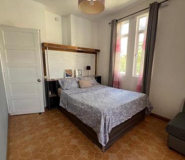 Mont Choisy Apartamento | Cosy Home Mt Choisy 5 mins walk to the beach!