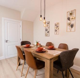 Swinford Casa | Cosy Home Swinford Town