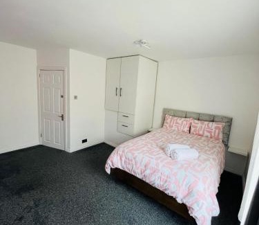 Belfast Casa | Cosy house with floating beds in Belfast