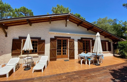 Le Canon Casa | Acogedora casa con una hermosa terraza y jardín, entre la bahía y el océano.
