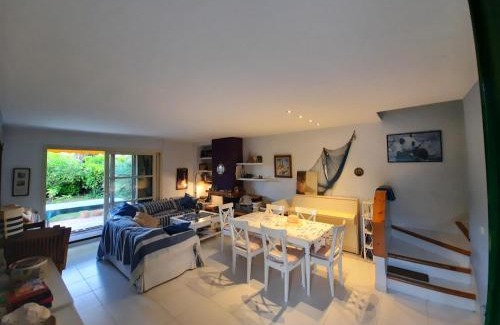 Creixell Apartamento | Cosy house with garden infront of the sea