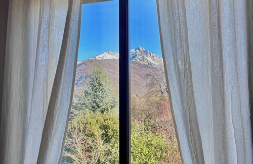 Cierp-Gaud Casa | ✨ Cosy house with jacuzzi & mountain views - sleeps 10 ✨