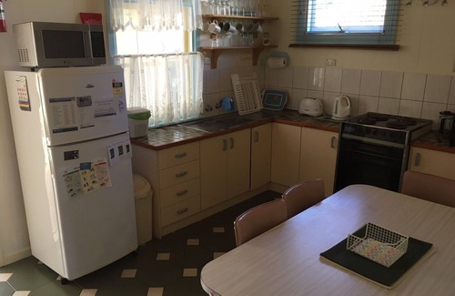 Inverloch Casa | Cosy Cottage Inverloch Beach