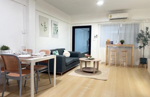 Rama 9 Casa | Cosy Lodge MRT Phra Ram 9