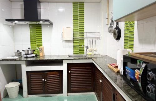 Rama 9 Casa | Cosy Lodge MRT Phra Ram 9