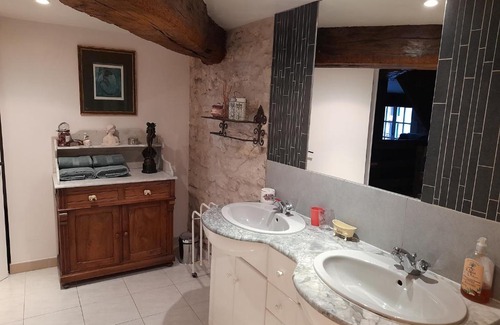 Commercy Apartamento | COSY LOFT AVEC JARDIN