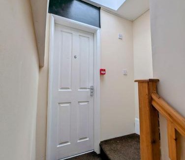 London Borough of Hounslow Apartamento | Cosy Loft Studio in Town Centre