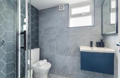 Seven Sisters Apartamento | Cosy London Gem next Transport easy access to Central London
