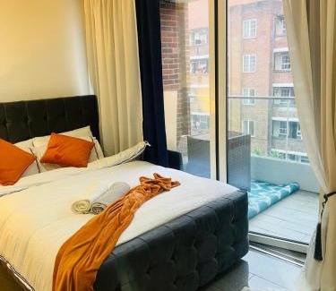 Shadwell Casa | Cosy Luxurious room in the heart of LONDON