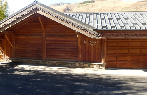 Mont-de-Lans Chalet De Esquí | Cosy luxury chalet apartment, direct access to slopes, panoramic view