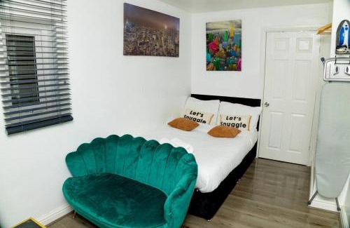 Manchester Apartamento | Cosy Manchester Haven for Two