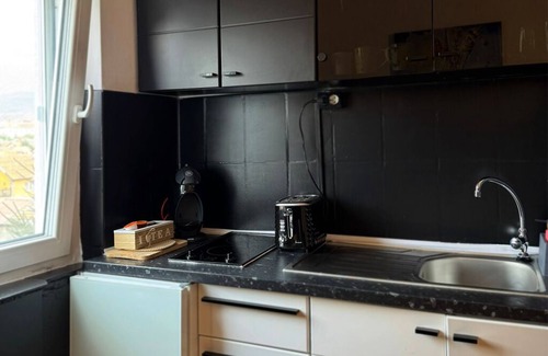 Petrosani Apartamento | Cosy modern ski apartment centrally located in Petrosani