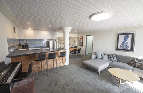 Mount Buller Casa | Cosy Mount Buller Blue Bird Apartment. In the heart of the village!