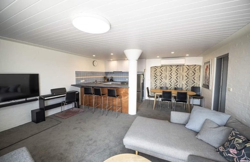 Mount Buller Casa | Cosy Mount Buller Blue Bird Apartment. In the heart of the village!