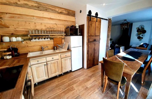 Seyne Casa | COSY MOUNTAIN HOME
