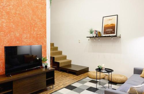 Nepszinhaz negyed Apartamento | Cosy nest close to Blaha sqr
