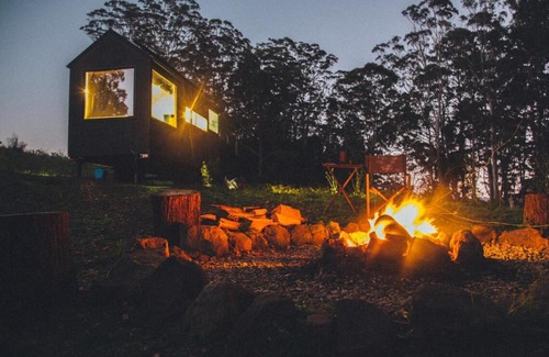Beaumont Casa | Cosy Off-Grid Cabin in Kangaroo Valley - Miguel