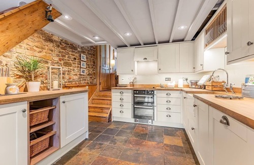 Pulborough Cabaña | Pieman’s Cottage (a cosy cottage) Pulborough West Sussex
