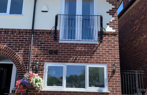 Hazel Grove Apartamento | Cosy Private Apartment MCR Airport, Free Parking