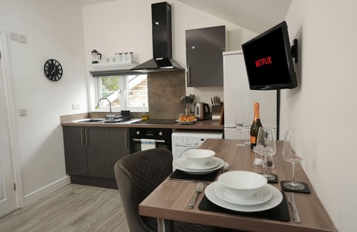 Mill Road Apartamento | Cosy & Quiet - KING BED, Smart TV, Central Cambridge Apartment