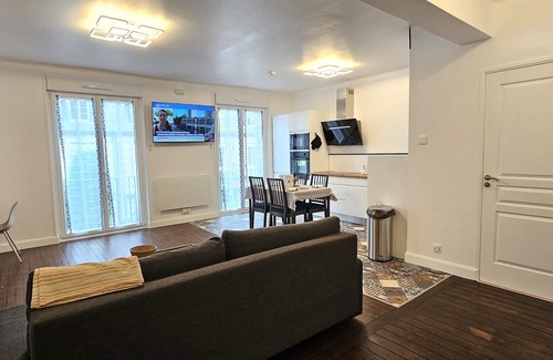 Sourdeval Apartamento | Cosy rental Normandy