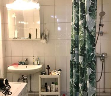 Keskinen District Casa | Cosy room in Pasila