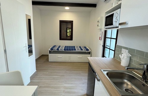 Cavaliere Apartamento | Cosy sea and nature house in Cavalière. Private terrace