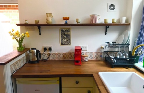Newington Apartamento | Cosy self contained apartment a stones throw from the Channel Tunnel!