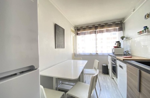 Sablon - Trudaine Apartamento | Cosy, Spacieux 3 Chambres et Espaces de Travail