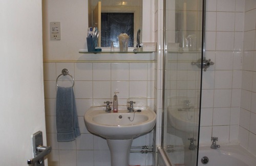 Ladywell Casa | Acogedora, espaciosa habitación ubicada en zona muy segura en el sureste de Londres