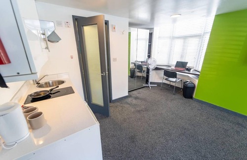 Selly Oak Apartamento | Cosy Spacious Studio Available