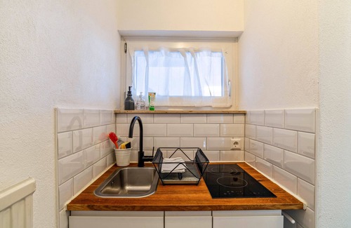Pforzheim Apartamento | Acogedor apartamento estudio en zona tranquila con Wi-Fi, terraza y jardín
