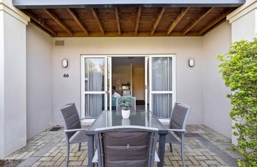 Halls Head Apartamento | Cosy Studio- Courtyard- Central-pool