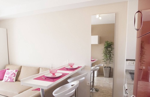 Almerimar Apartamento | Acogedor estudio: en el centro de la ciudad @ playa y golf