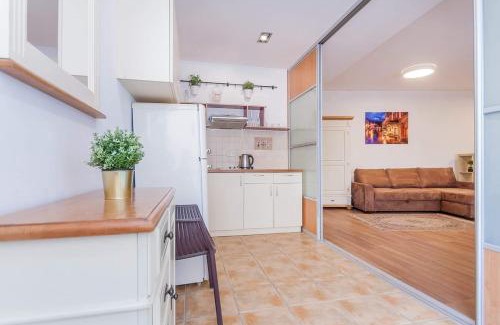 Old Town Apartamento | Cosy Studio in Vilnius Old Town by URBAN RENT
