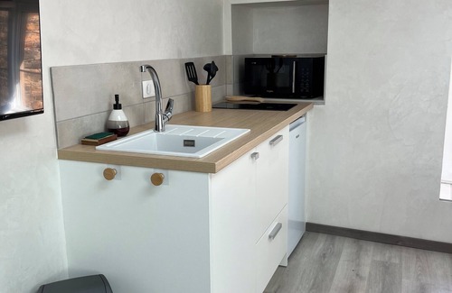 Macon Apartamento | Cosy studio near train station - Mâcon city center