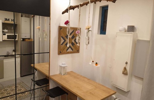 Sevran Apartamento | Cosy Studio on the Canal "Near train station & CDG - Paris - Parc des Expos".